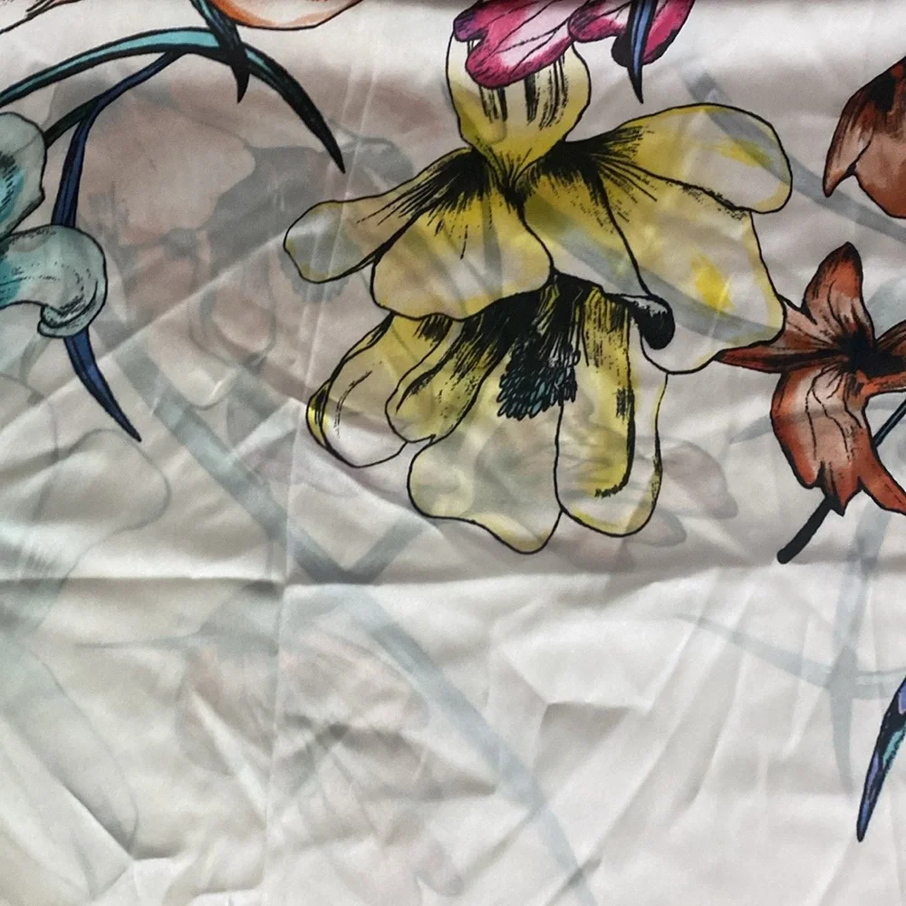 Chico's Women's Flowers Geometric Border Square Scarf Wrap Large Multi-Color